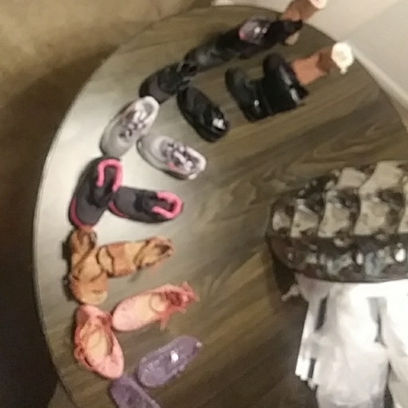 Toddlers girl shoes - Picture 1 of 4